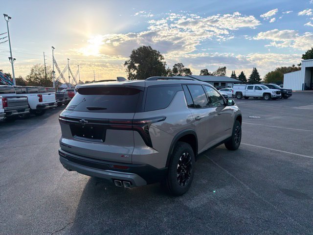 2027 Chevrolet Traverse Z71 - Photo 11