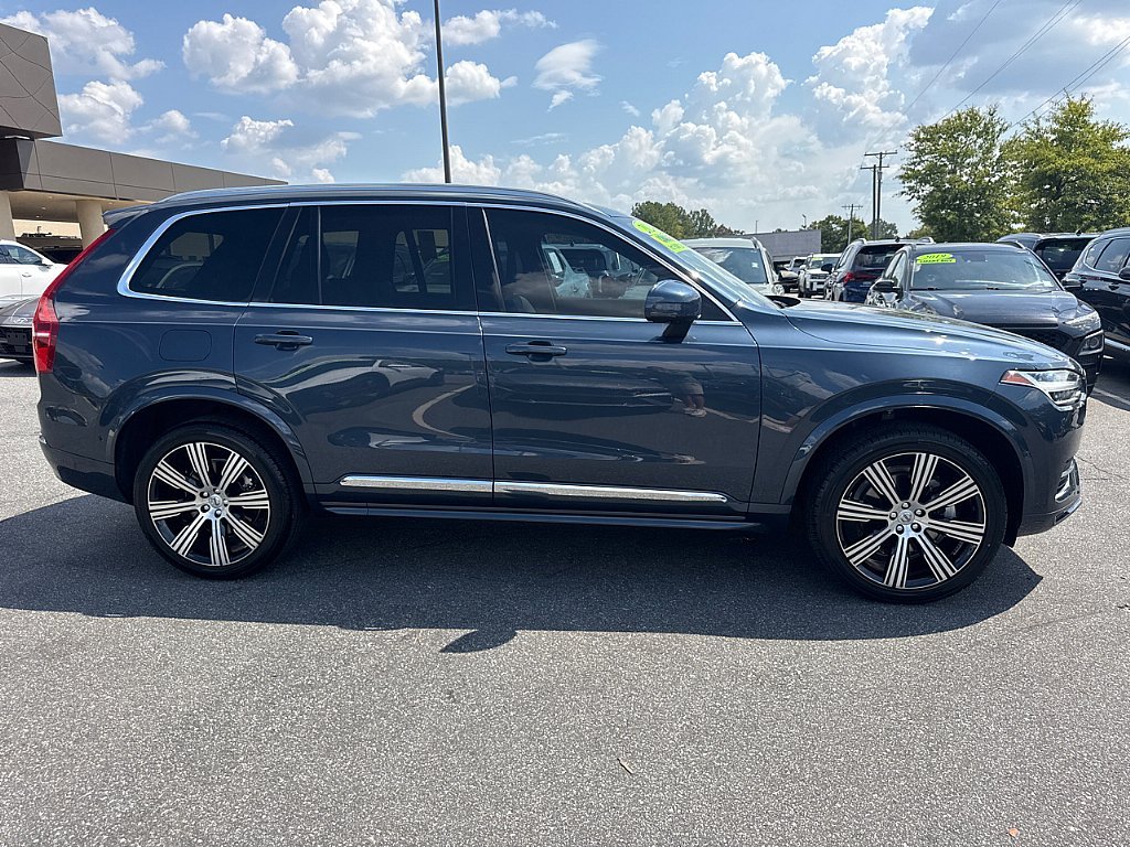Used 2024 Denim Blue Metallic Volvo Plus Bright Theme image 4