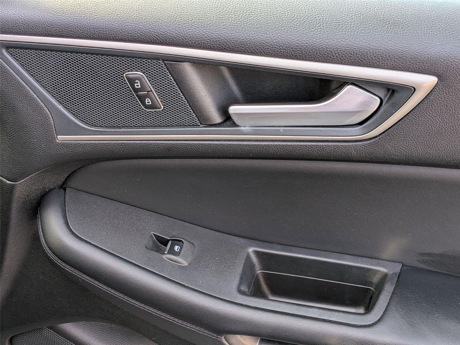 Used 2024 Agate Black Metallic Ford SEL image 37