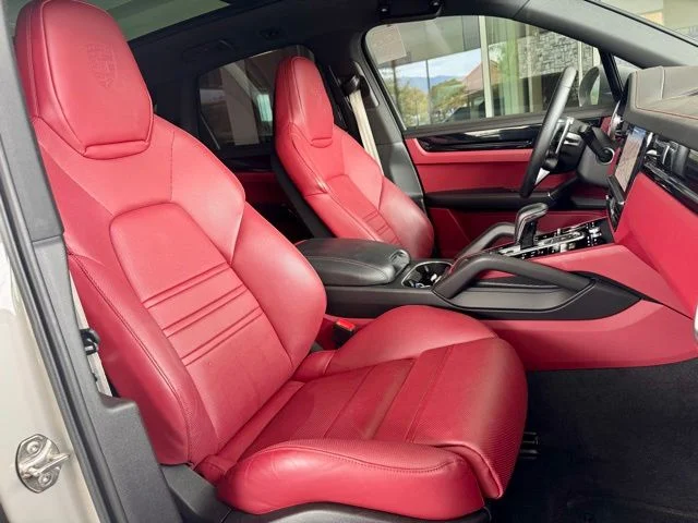 2022 Porsche Cayenne Platinum Edition - Photo 23