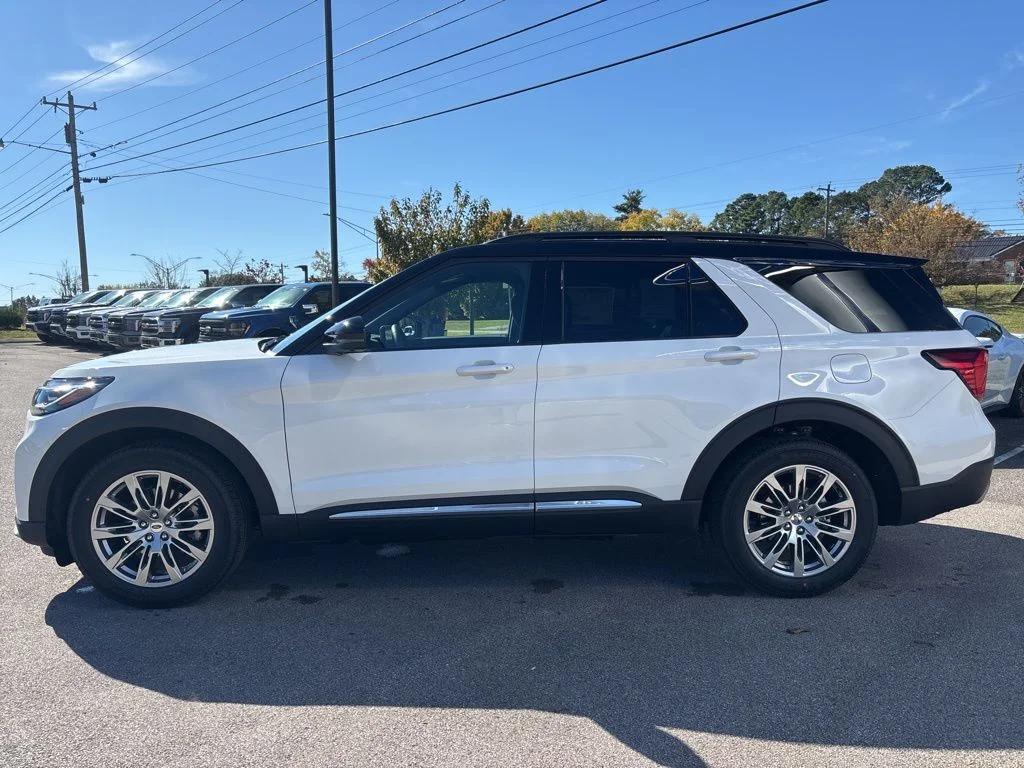 New 2026 White Ford Platinum image 5
