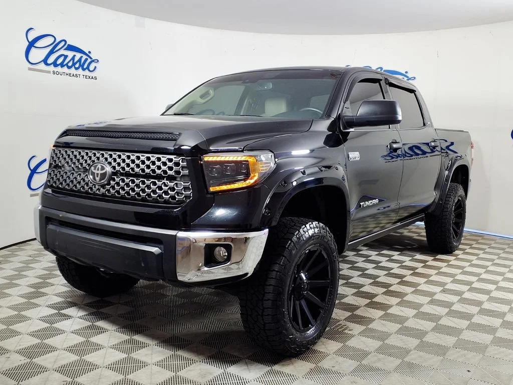 Used 2021 Midnight Black Toyota SR5 image 6