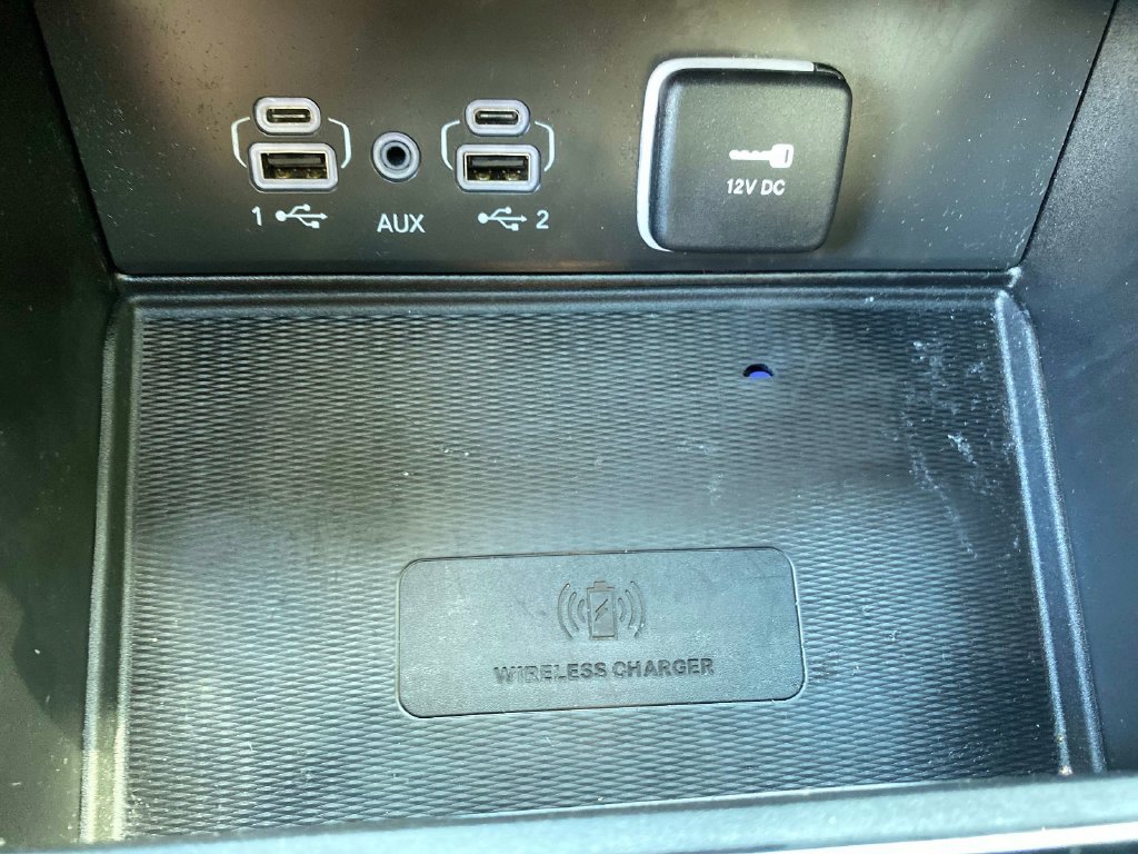 Used 2023 Gray Jeep Limited image 17