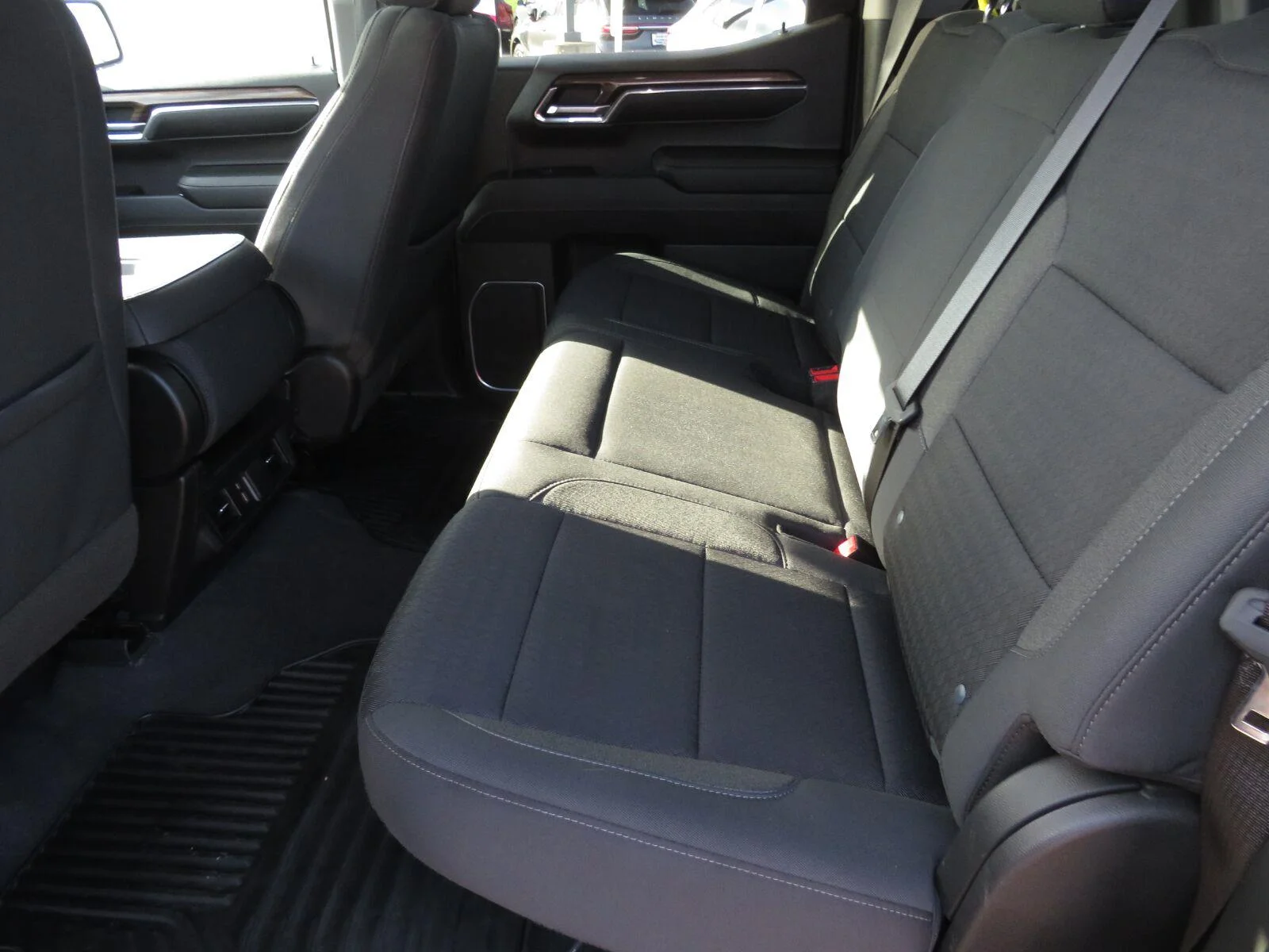 Used 2023 STERLING GRAY METALLIC Chevrolet RST image 24
