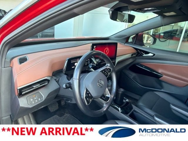 Used 2022 Red Volkswagen Pro S image 6