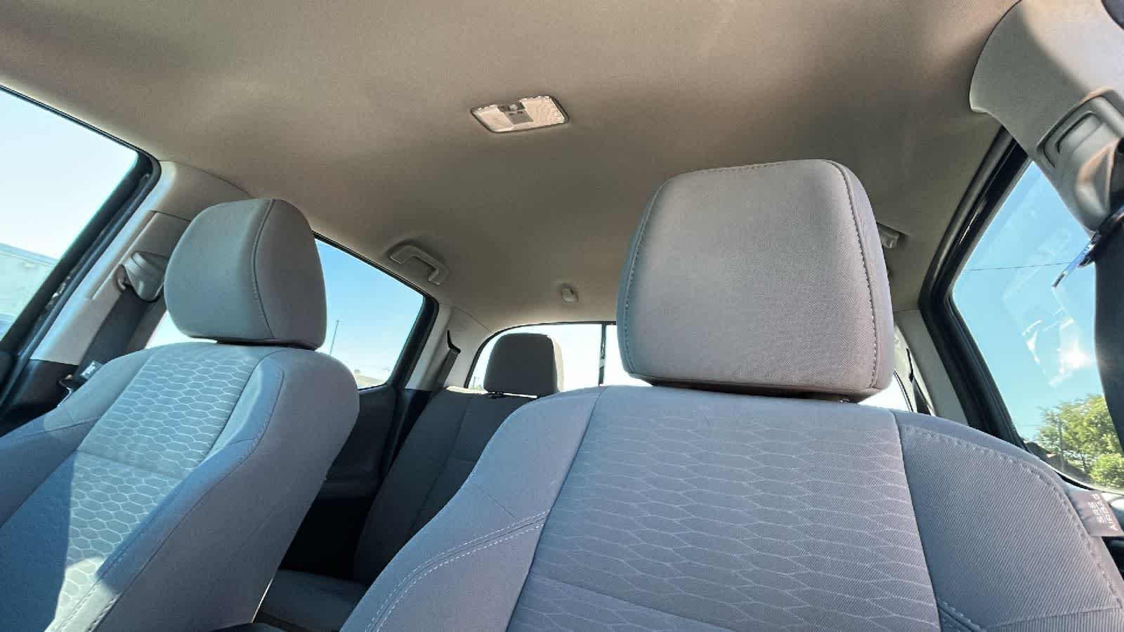 Used 2019 Midnight Black Metallic Toyota SR5 image 11