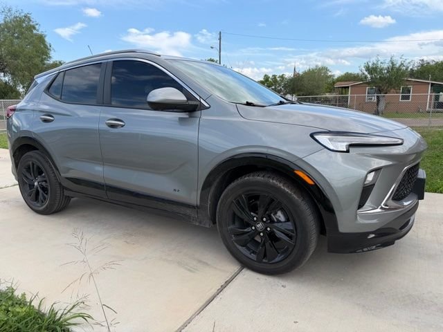 2025 Buick Encore GX Sport Touring's photo