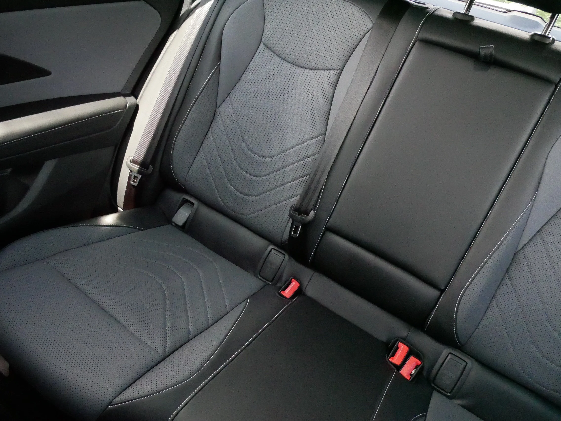 Used 2026 Platinum Gray Metallic Volkswagen SE R-Line Black image 12