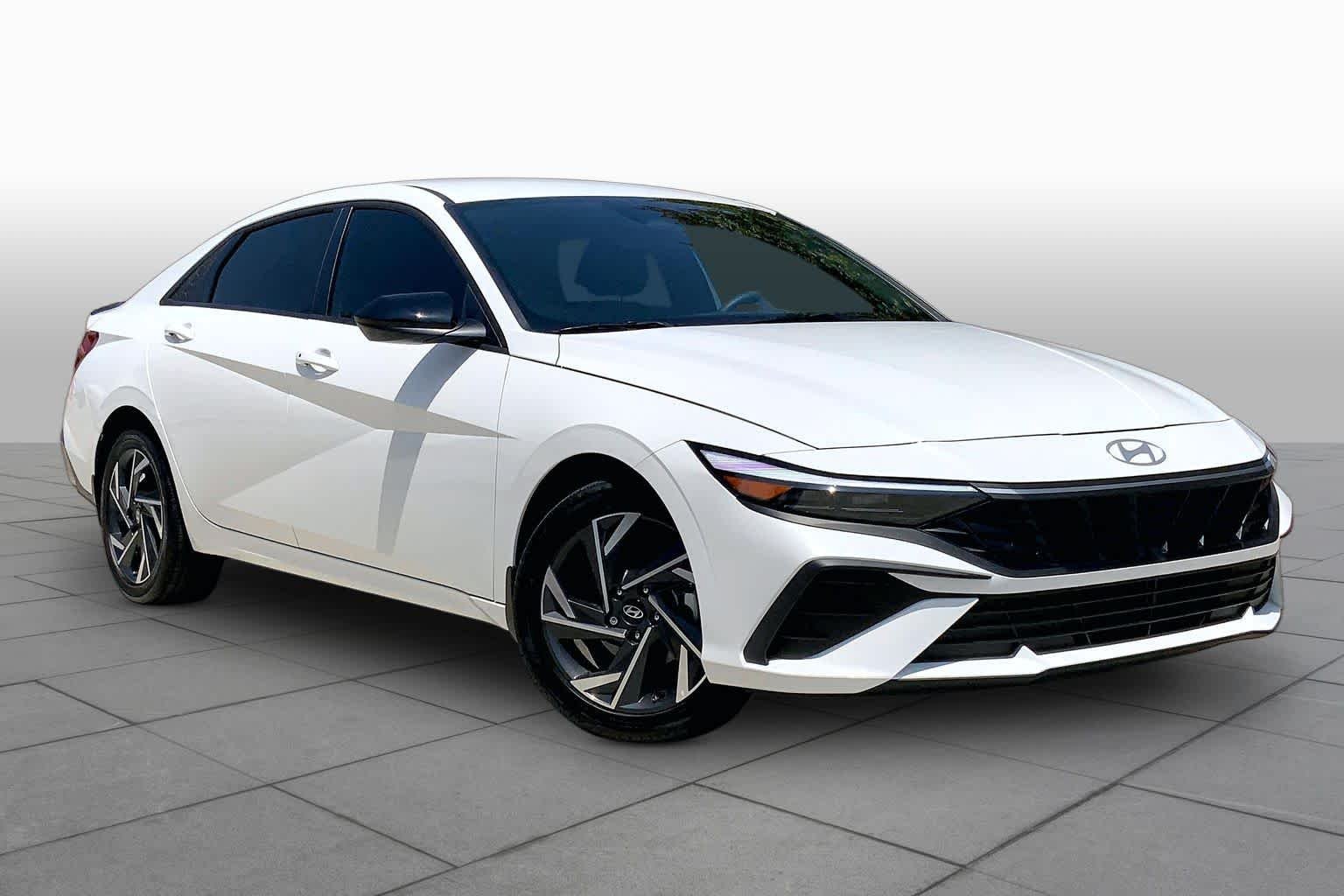 Pre-Owned 2025 Hyundai Elantra Hybrid SEL Sport
