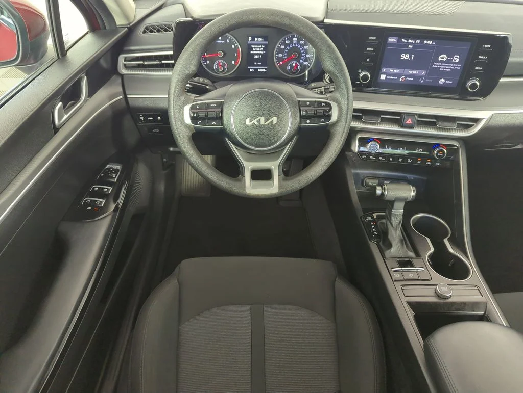 Used 2023 Red Kia LXS image 14