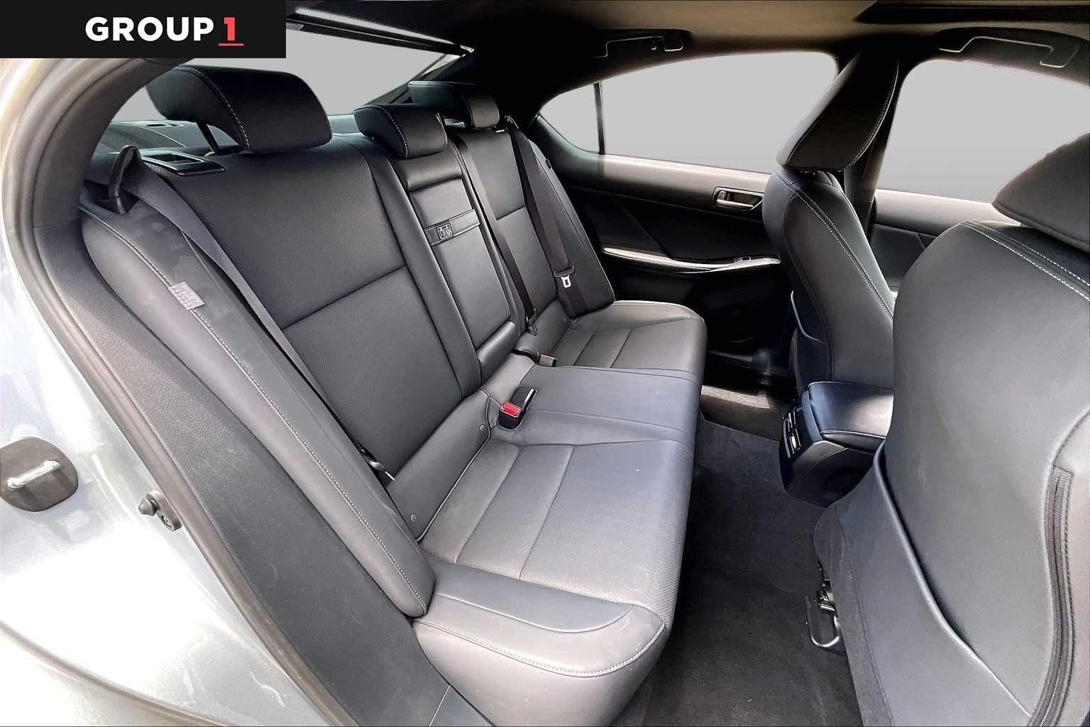 Used 2023 Iridium Lexus  image 17
