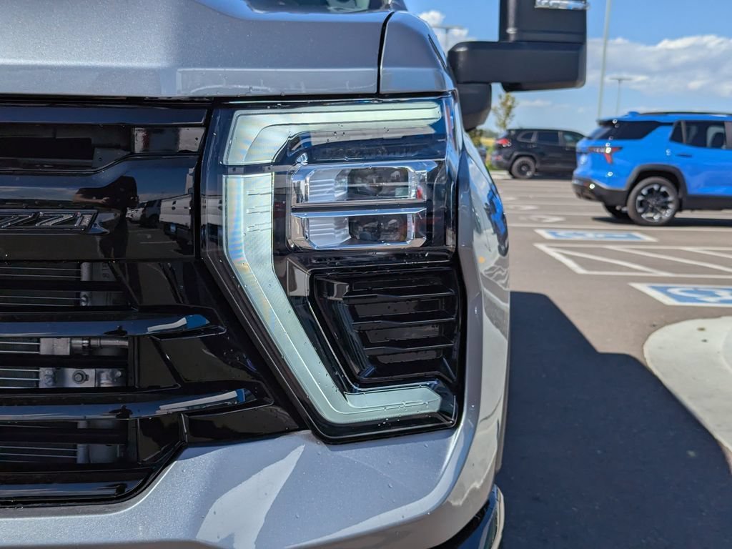 2026 Chevrolet Silverado 3500HD LTZ - Photo 47