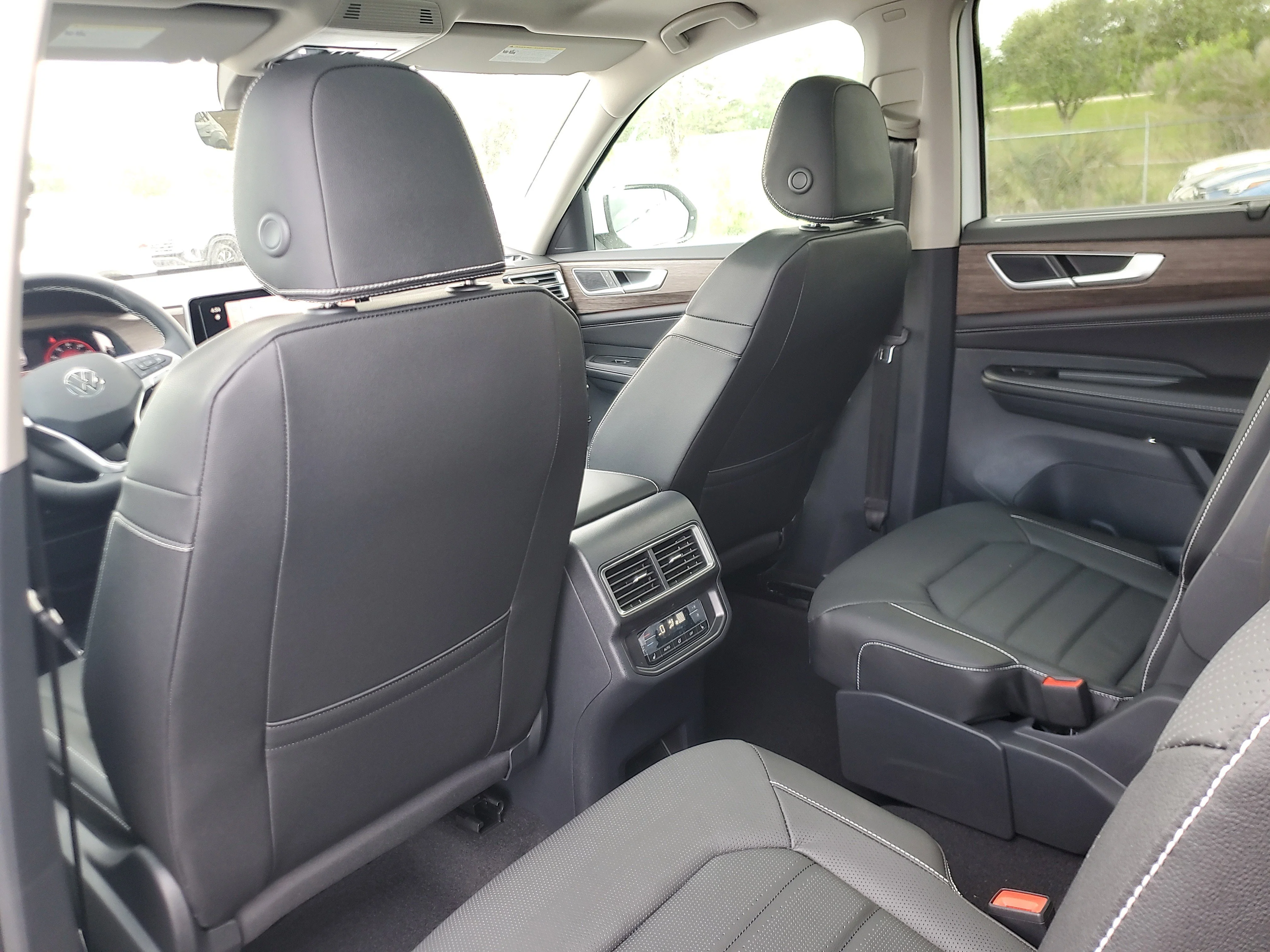 New 2026 White Volkswagen 2.0T SEL image 12