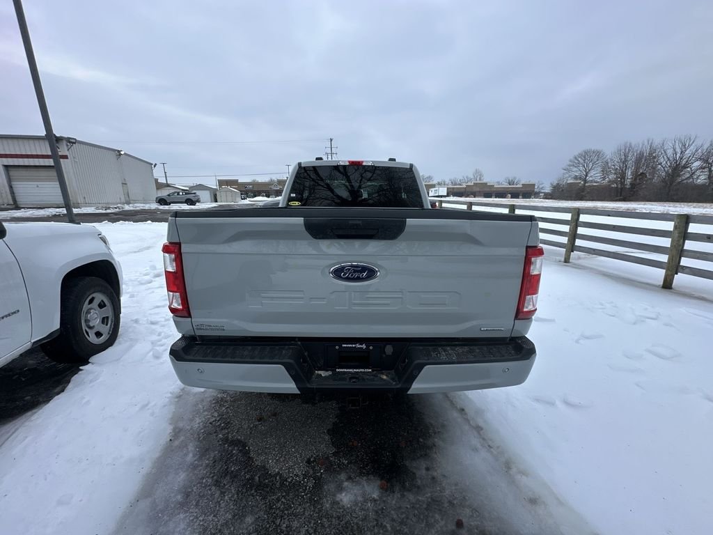 Used 2023 White Ford XL image 23