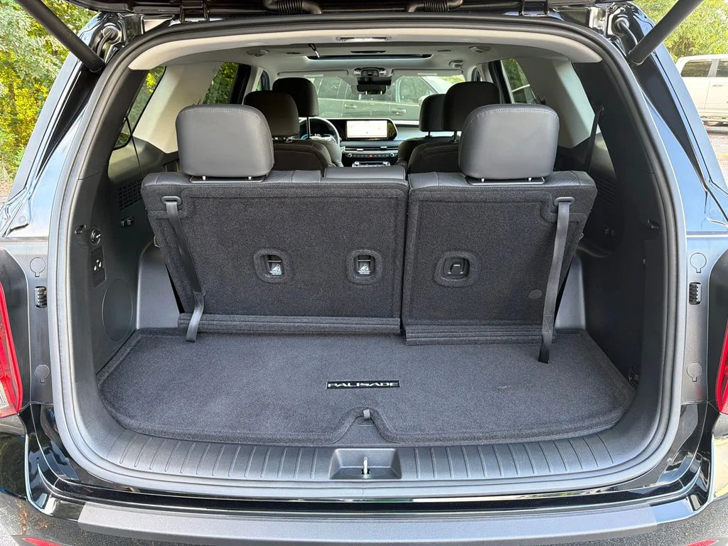 Used 2025 Black Hyundai XRT image 18
