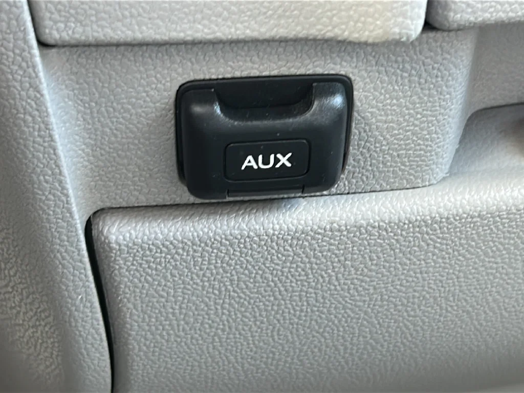 Used 2011 Blue Honda EX-L image 21