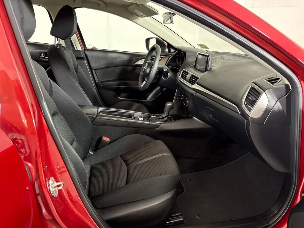 Used 2017 Red Mazda Sport image 14