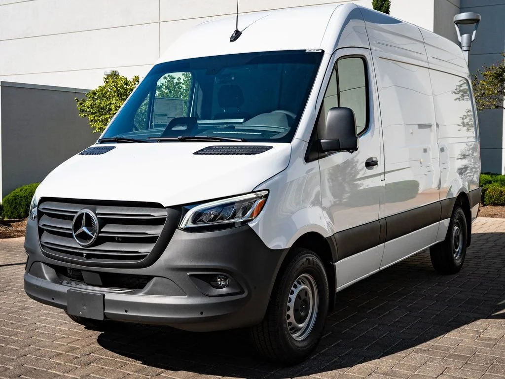 2026 Mercedes-Benz Sprinter 2500 144 WB's photo
