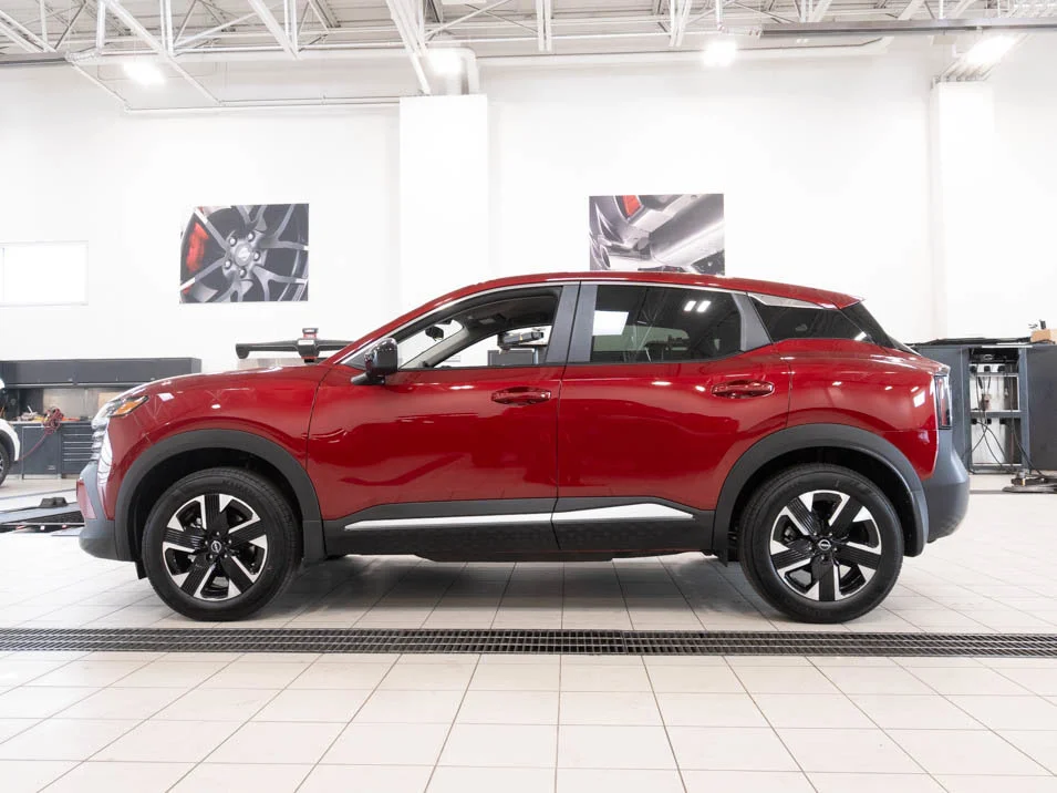 New 2026 NBL3-Scarlet Ember Nissan SV image 2