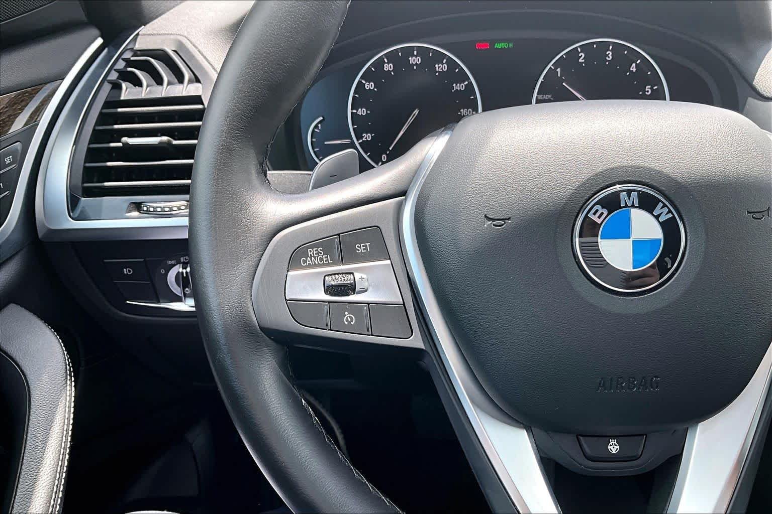 Used 2021 Dark Graphite Metallic BMW xDrive30i image 21