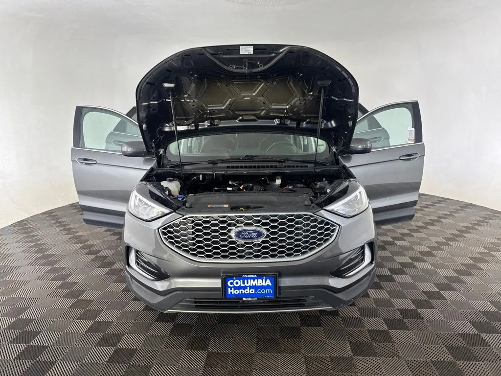 Used 2023 Gray Ford SEL image 12