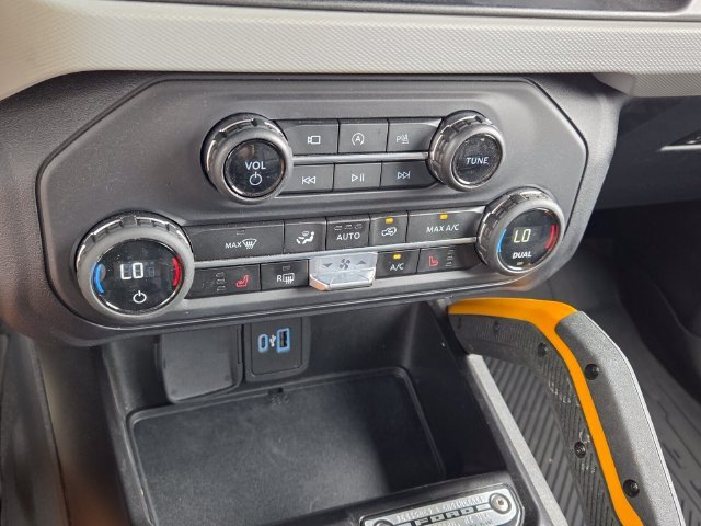 Used 2023 Gray Ford Badlands image 23