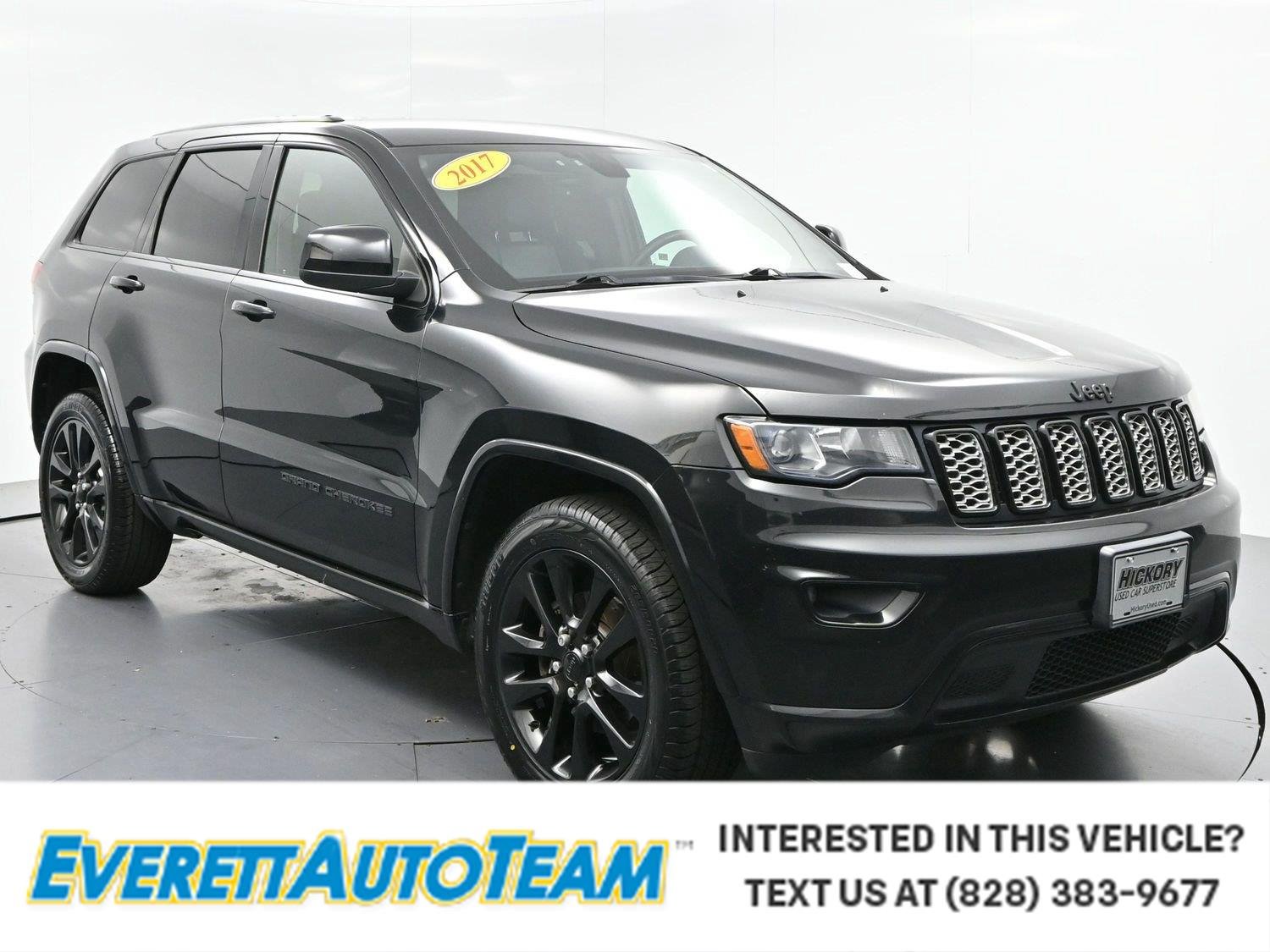Used 2017 Diamond Black Crystal Pearlcoat Jeep Altitude image 1