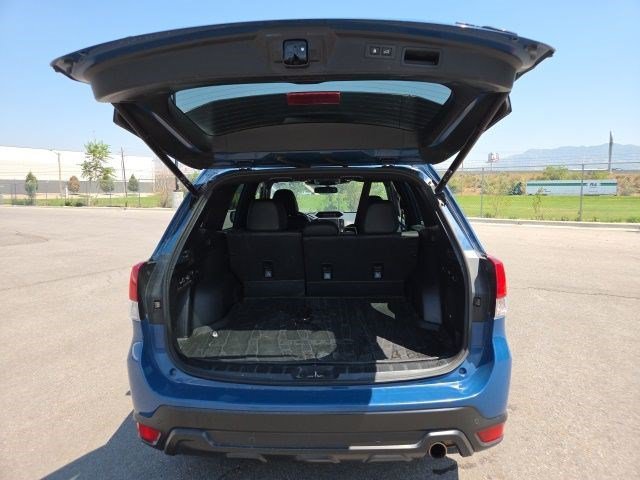 Used 2022 Geyser Blue Subaru Wilderness image 16