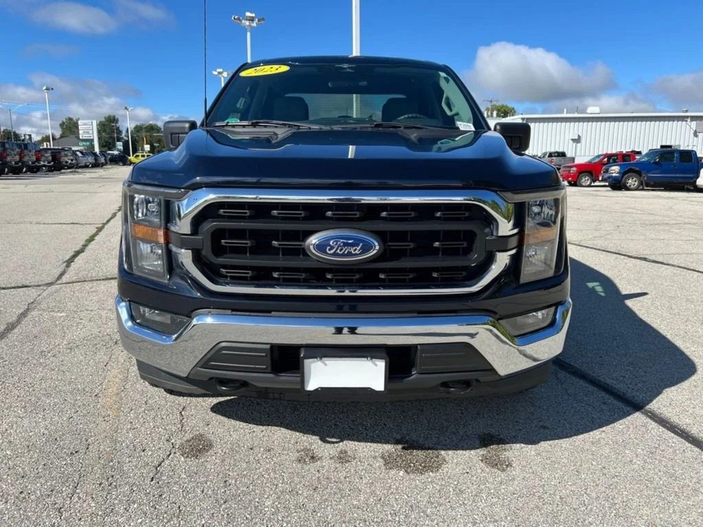 Used 2023 Blue Ford XLT image 8