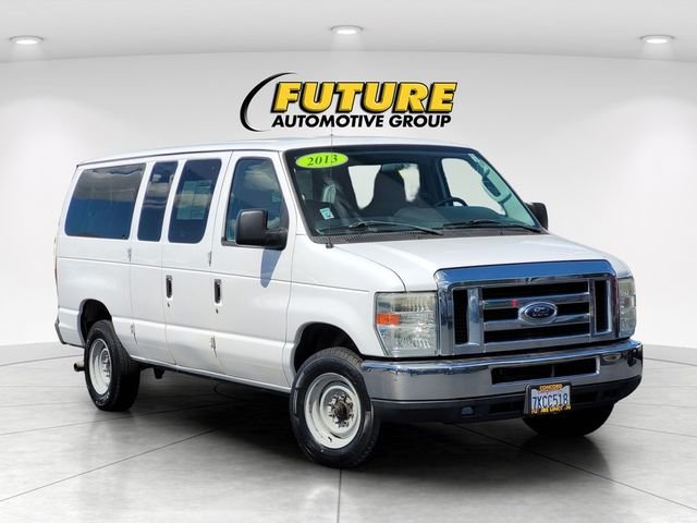 2013 Ford E-Series Econoline Wagon XLT