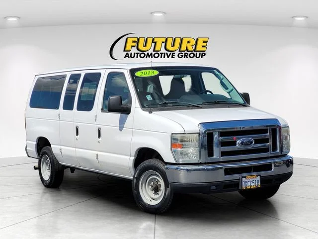 2013 Ford E-Series E-350 XLT Super Duty's photo