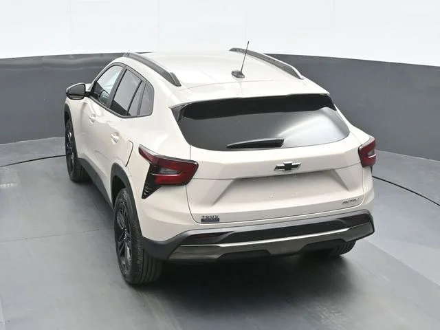 Used 2026 White Chevrolet ACTIV image 10