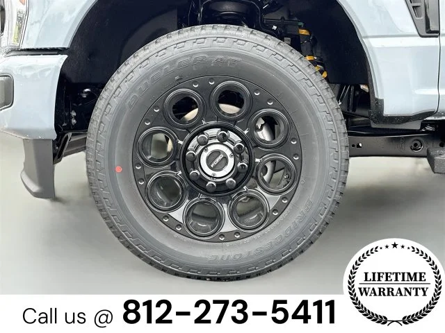 New 2027 Gray Ford Lariat image 33