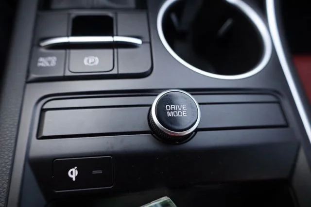 Used 2023 White Kia GT-Line image 31