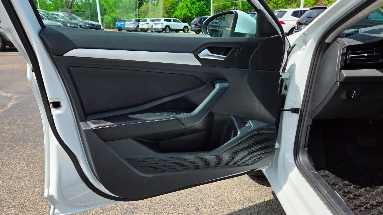 New 2026 Pure White Volkswagen S image 18