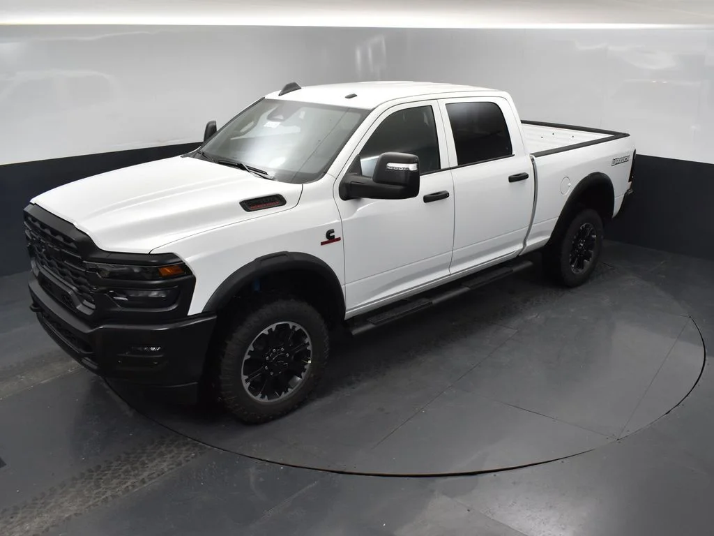 New 2026 Bright White Clearcoat RAM Tradesman image 32
