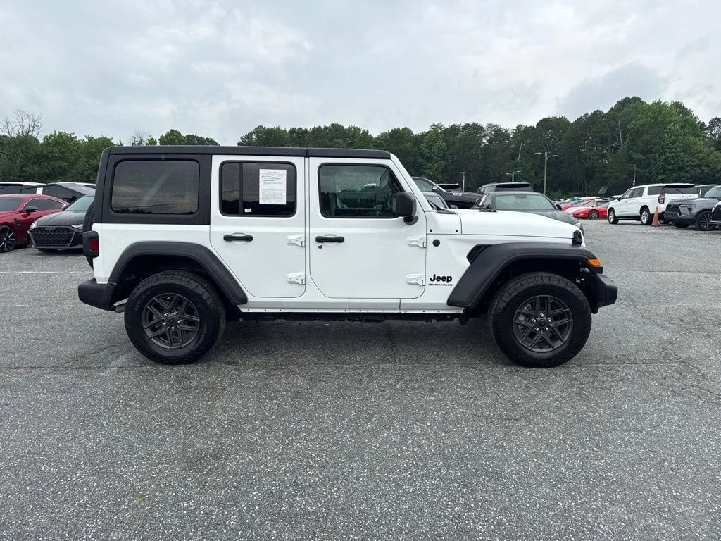 Used 2025 White Jeep Sport S image 6