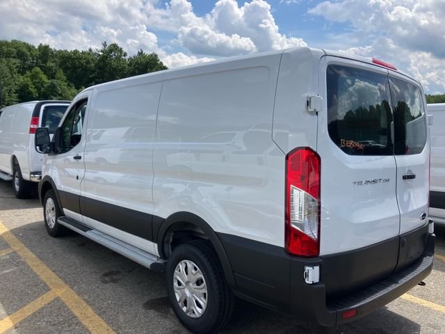 Used 2025 White Ford Base image 3