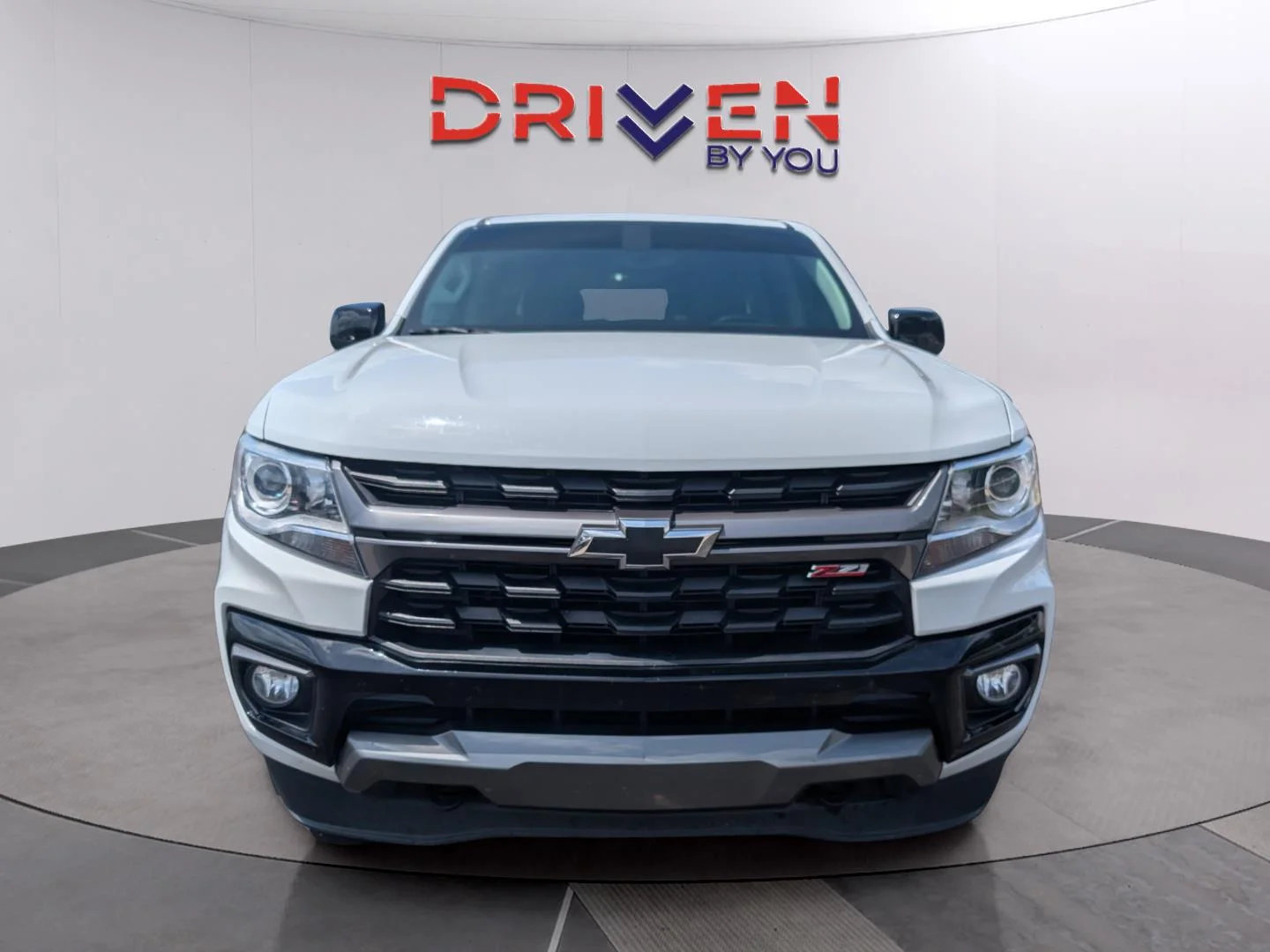 Used 2022 Summit White Chevrolet Z71 image 8