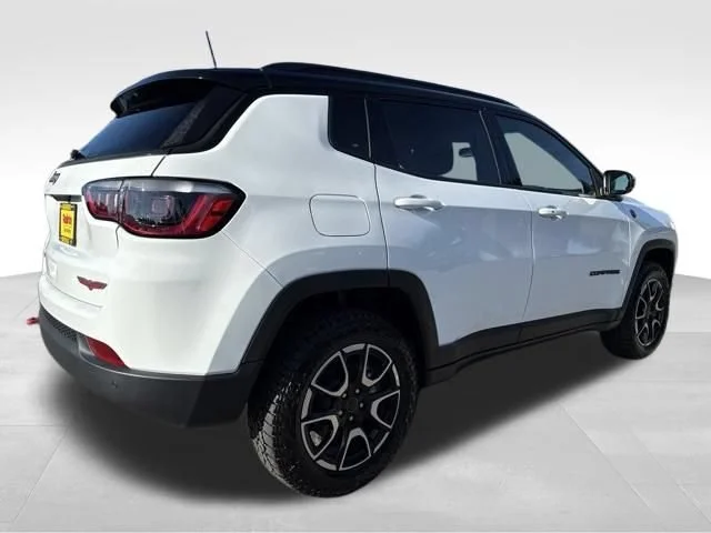 New 2026 Bright White Clearcoat Jeep Trailhawk image 7