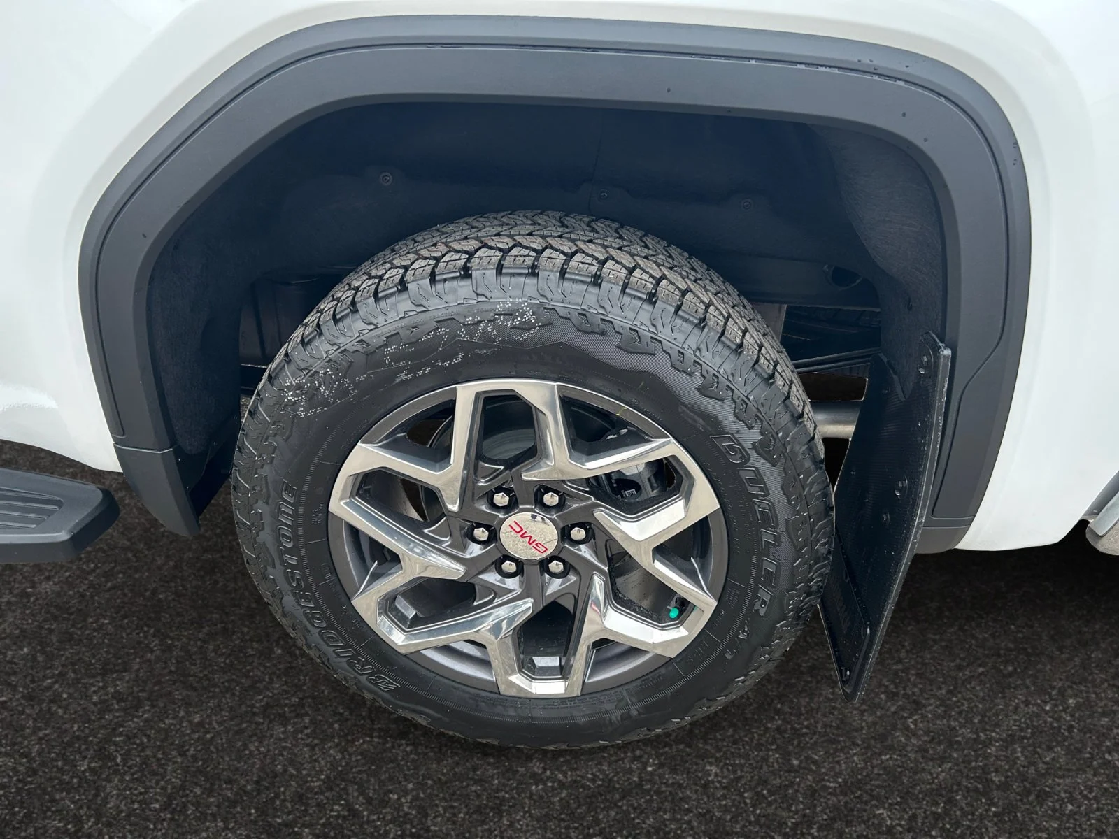 New 2026 Summit White GMC SLT image 9