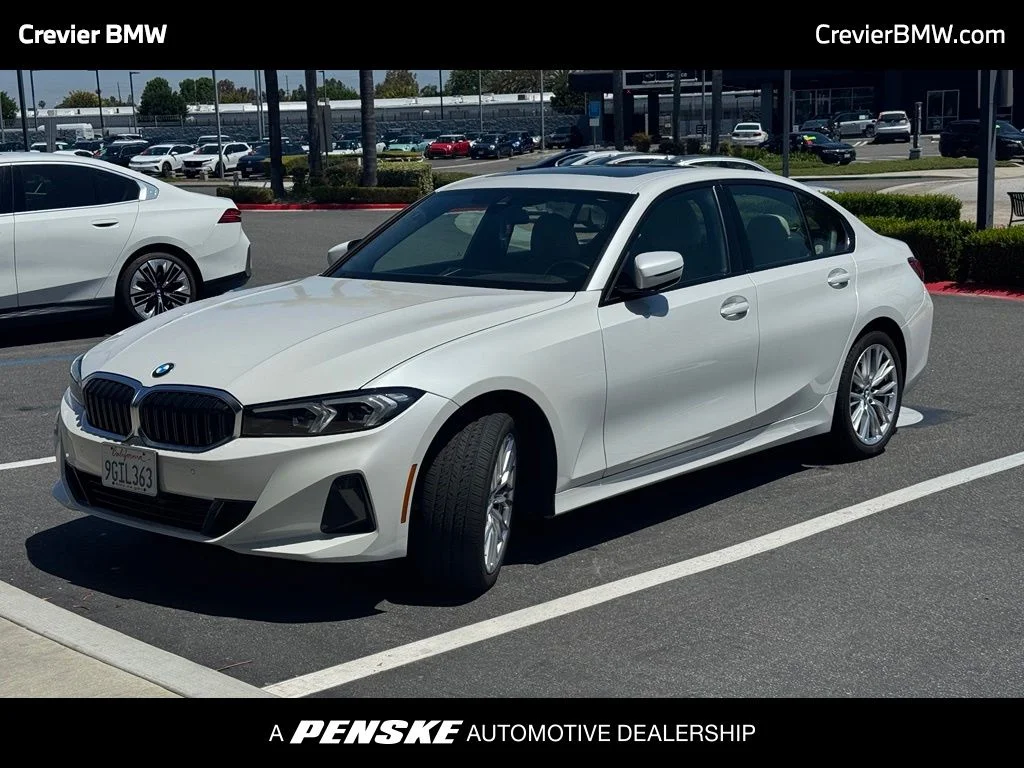 2023 BMW 3 Series 330i Sedan's photo