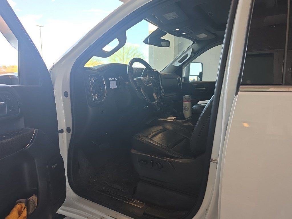 Used 2020 SUMMIT WHITE GMC Denali image 16