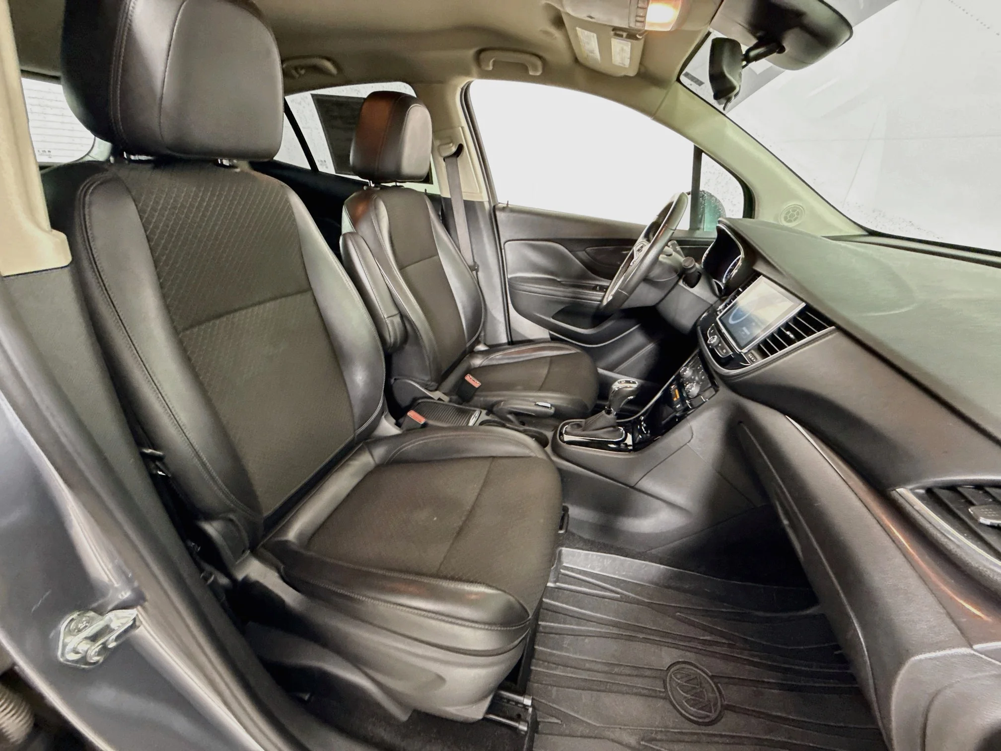 Used 2019 Gray Buick Preferred image 25