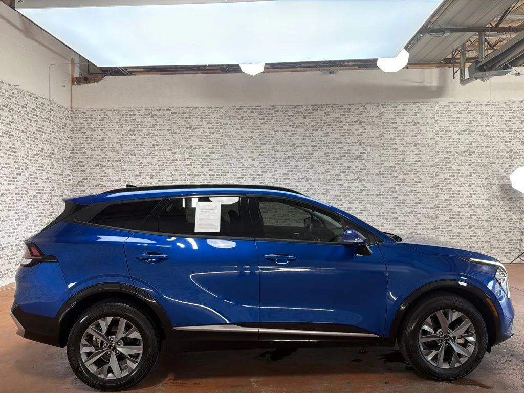 Used 2023 Sapphire Blue Kia SX image 8