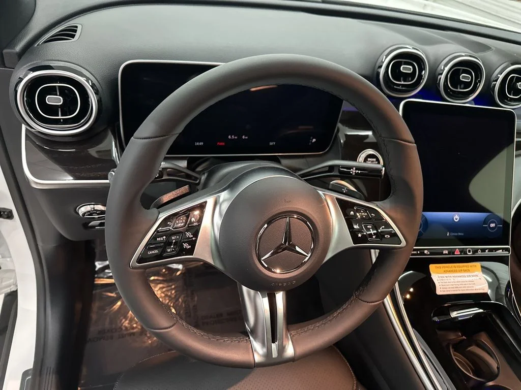 Used 2026 White Mercedes-Benz GLC 300 image 10