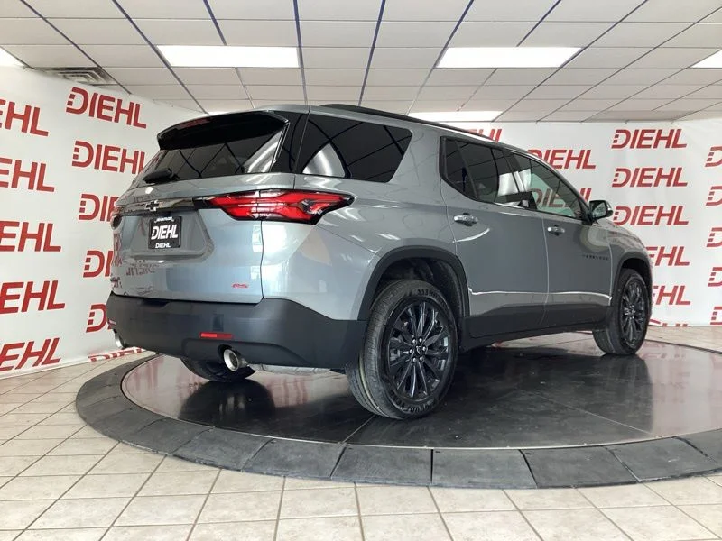 Used 2023 Gray Chevrolet RS image 7