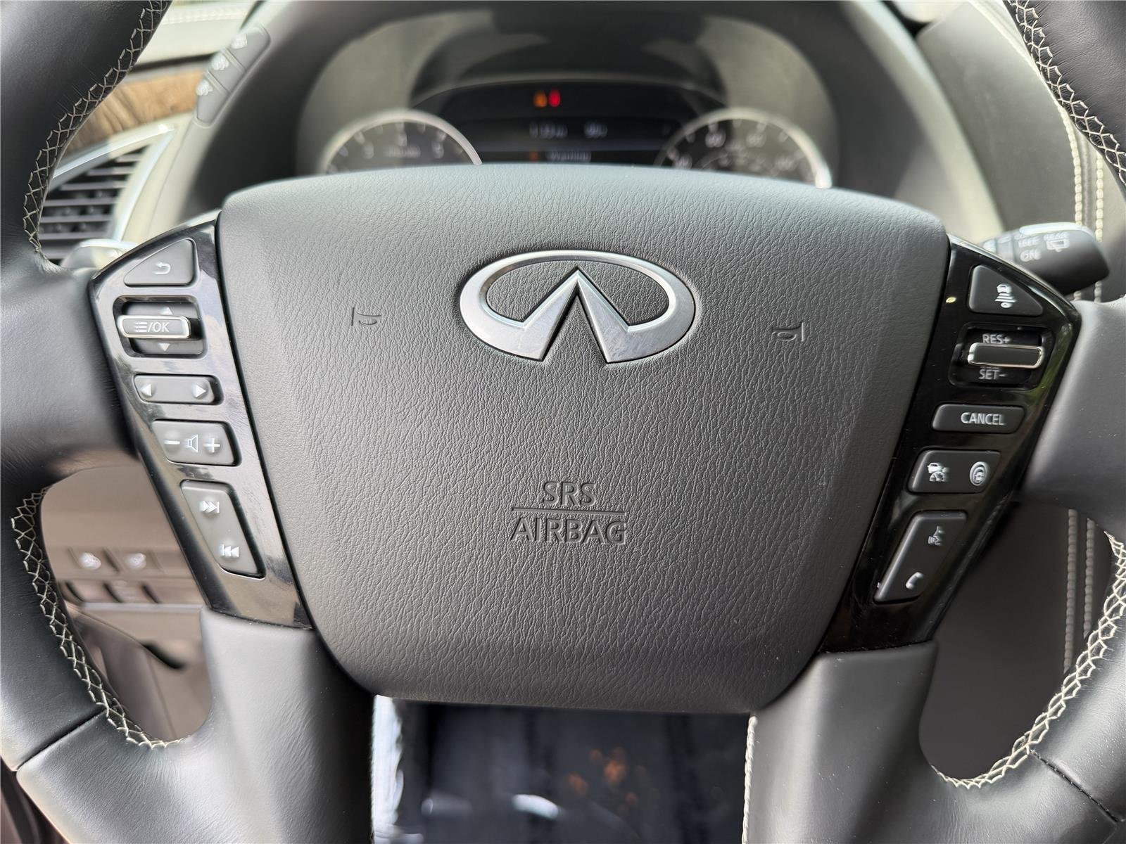 Certified Used 2024 Anthracite Gray INFINITI Premium Select image 15