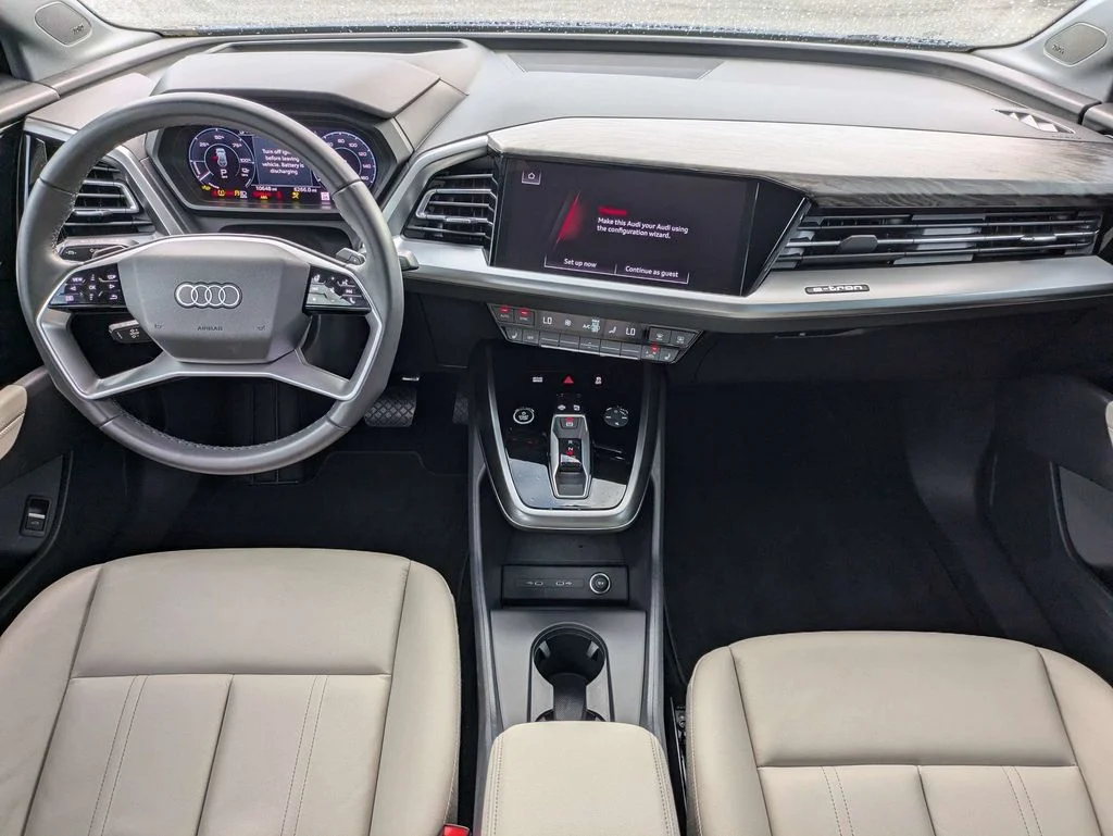 Used 2025 Navarra Blue Metallic Audi Prestige image 17