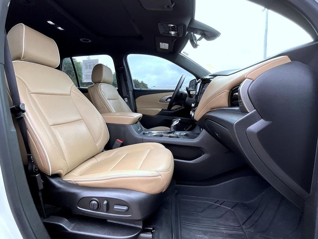 Used 2023 Beige Chevrolet Premier image 15